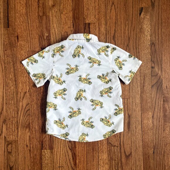 OLD NAVY | Frog Print Button-Down Short Sleeve Shirt - Picture 2 of 5